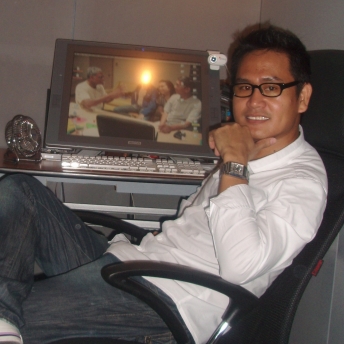 Jerry Santiago-Freelancer in Manila,Philippines