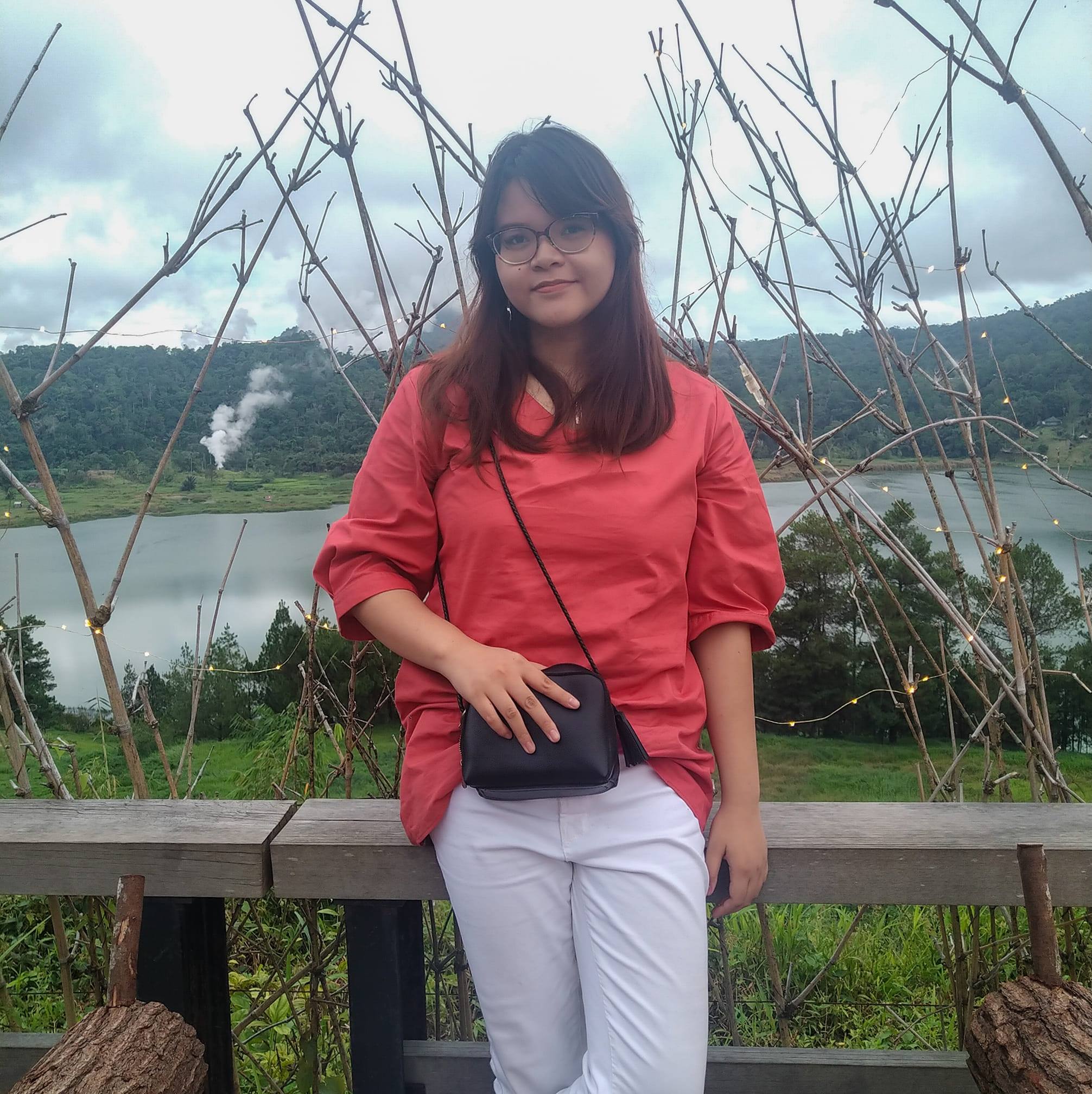 Angie Runtukahu-Freelancer in Kecamatan Mapanget,Indonesia