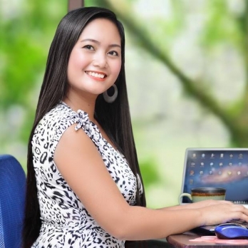 Jocelyn Fernandez-Freelancer in ,USA