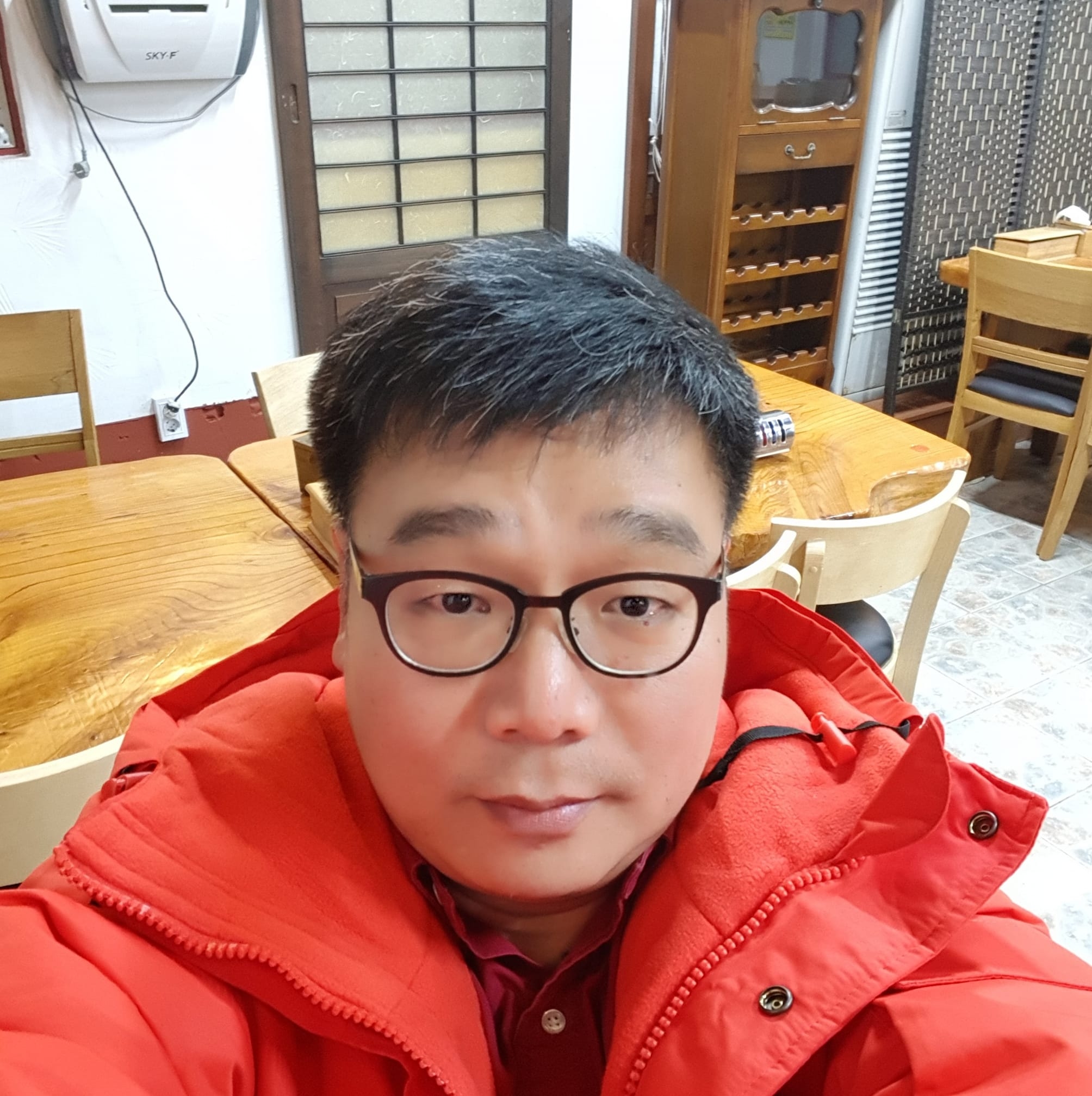 Yi Dong-seok-Freelancer in 수원시,South Korea