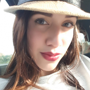 Maria M-Freelancer in ,Venezuela