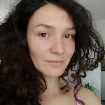 Melania A-Freelancer in Ramnicu Valcea,Romanian