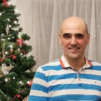 Razvan Ceapa-Freelancer in ,Romanian