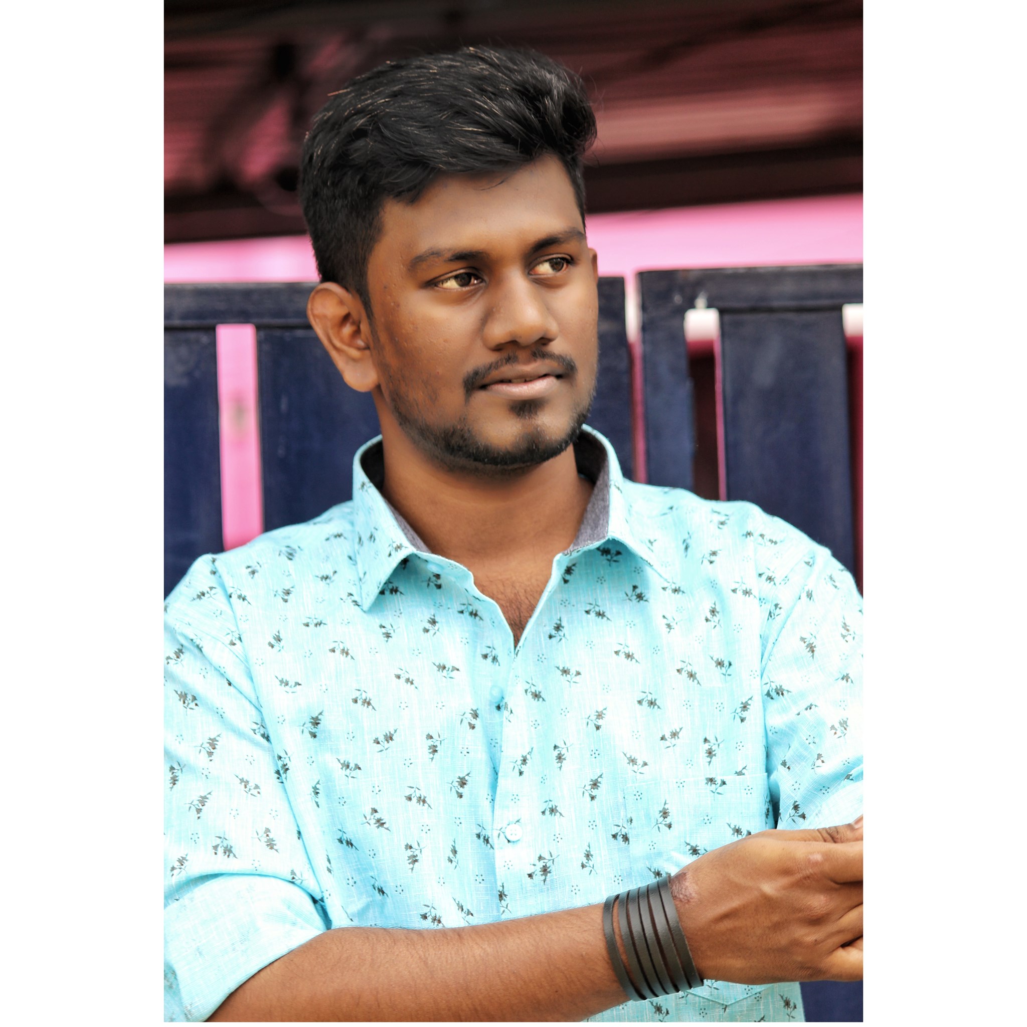 Sreenivasan Seenu-Freelancer in Thudiyalur,India