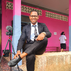 Moussa Sacko-Freelancer in 54/4-6 Sriphnart Road in Hatyai Songkhla, Thailan,Thailand