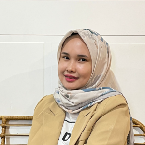 Erzia Yetri-Freelancer in Jambi,Indonesia