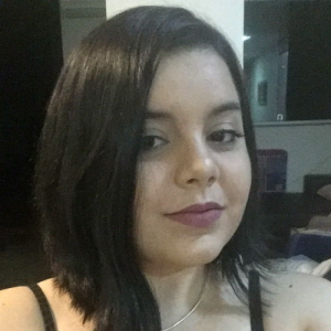 Clara Verano Benincá-Freelancer in Goiânia,Brazil