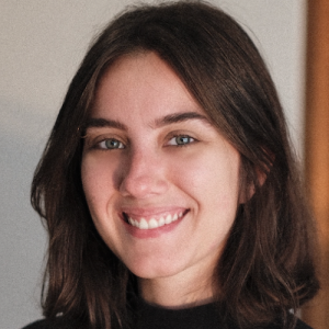 Isabella C.-Freelancer in Almada,Portugal