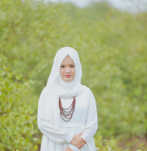 Indah Asri Lestari-Freelancer in Cirebon,Indonesia
