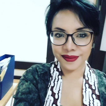 Elly Anggraeni-Freelancer in East Jakarta,Indonesia