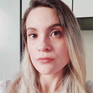 Karen Carneti-Freelancer in São Paulo,Brazil