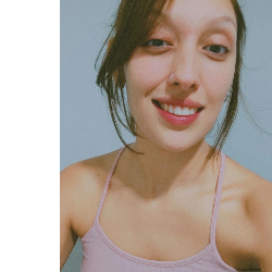 Abril Escobar-Freelancer in Balneário Camboriú,Brazil