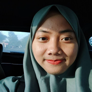 Yuni Maulida-Freelancer in Surabaya,Indonesia