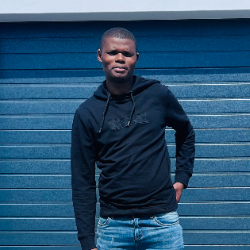 Sinawo Qhaji-Freelancer in Port Elizabeth,South Africa