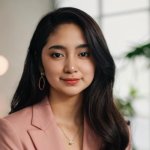 Cleona Cagayat-Freelancer in Paete,Philippines