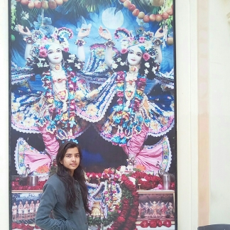Shivangi Paharia-Freelancer in Raipur,India