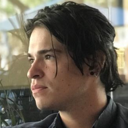 Leonardo Dominguez-Freelancer in Maipú,Argentina