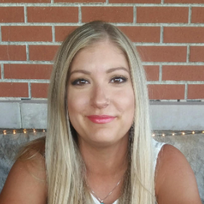 Megan H-Freelancer in Ofallon,USA