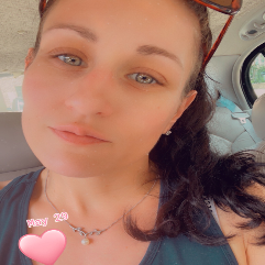 Ashley Wiechert-Freelancer in Somersworth,USA