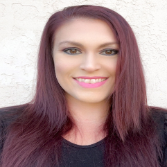 Nicole Tabone-Freelancer in Lead,USA