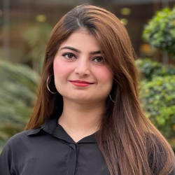 Maira Khan-Freelancer in Lahore,Pakistan