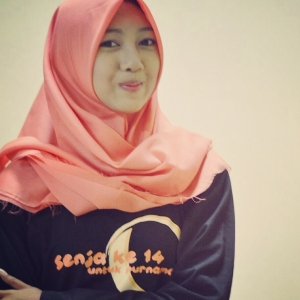 Rena Lailatur-Freelancer in Malang,Indonesia