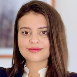 Maria Laura Bolcone-Freelancer in Curitiba,Brazil