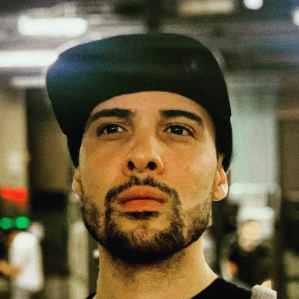Yuri Lacrimanti-Freelancer in Chicago,USA