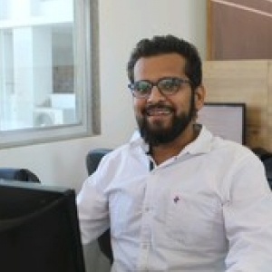 Dharmesh Thakkar-Freelancer in SURAT,India