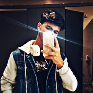 Shariq Khan-Freelancer in ,Kuwait
