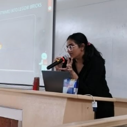 Ayesha Loladia-Freelancer in Mumbai,India