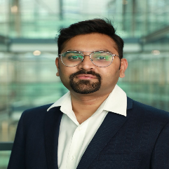 Yashkumar Chaudhari-Freelancer in ,United Kingdom