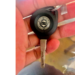 Maneesh Pandotra-Freelancer in New Delhi,India