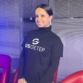 Tainá Tavares-Freelancer in ,Brazil