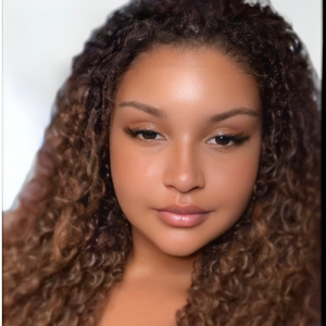 Ludmyla Santos-Freelancer in ,Brazil