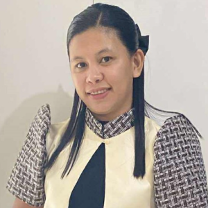 Rina Peralta-Freelancer in Pantukan,Philippines
