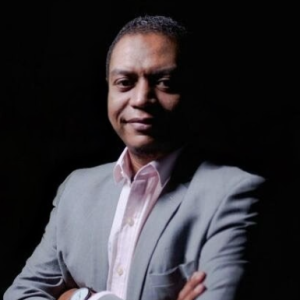 Kursy Julien-Freelancer in Grand Baie,Mauritius