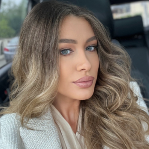 Cristiana Cordos-Freelancer in ,United Kingdom