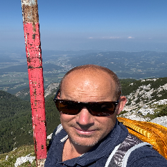 Jan Brouwer-Freelancer in Katwijk,Netherlands