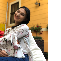 Martina Der-Freelancer in ,Hungary
