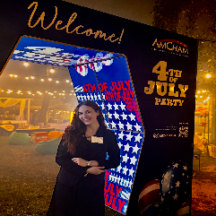 Luana Holovatchi-Freelancer in București,Romanian