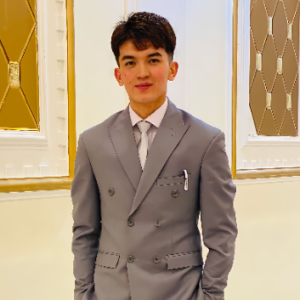 Alisina Alizada-Freelancer in Kabul,Afghanistan