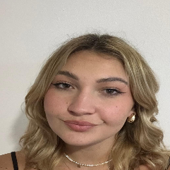 Stefania Chimiuc-Freelancer in București,Romanian