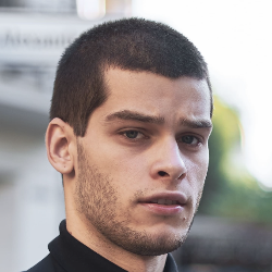 Sim.-Freelancer in ,United Kingdom