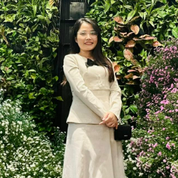 Linn Nguyen-Freelancer in ,Vietnam