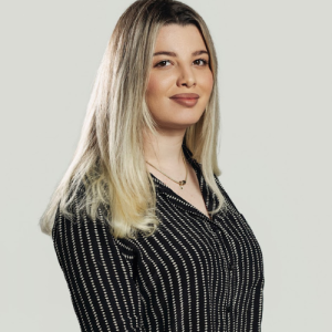 Diellona Kabashi-Freelancer in ,Slovenia