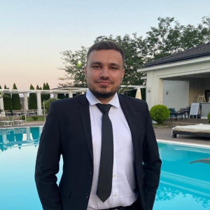 Robert Gabor-Freelancer in Timișoara,Romanian