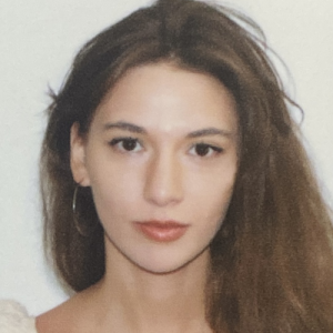 Ada Moga-Freelancer in București,Romanian