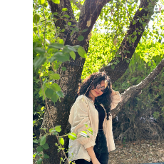 Fereshteh Mz-Freelancer in ,Italy