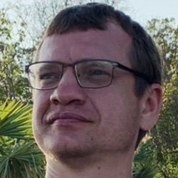 Vasily Popov-Freelancer in Guatape,Colombia